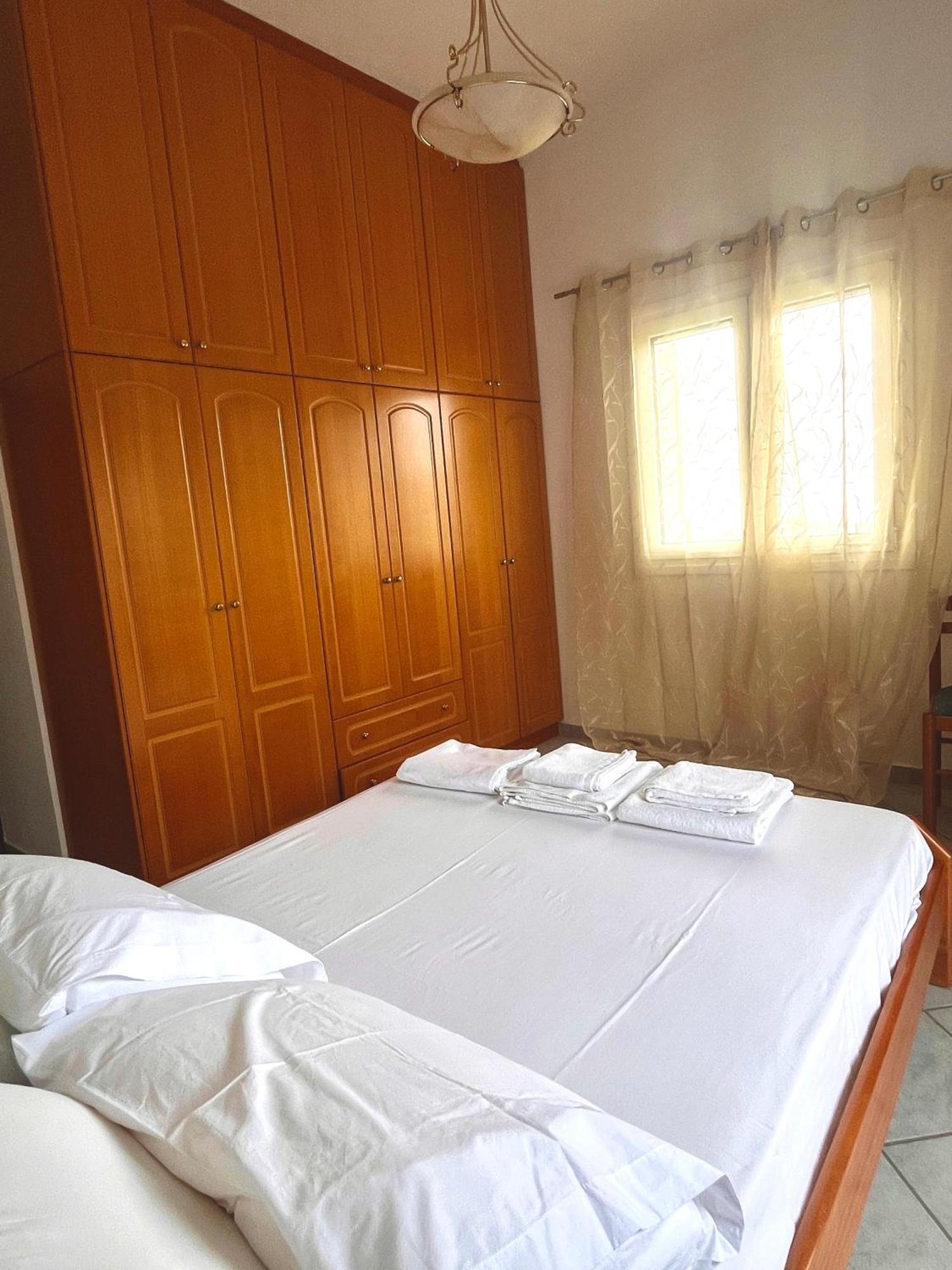 Ariadne Apartment